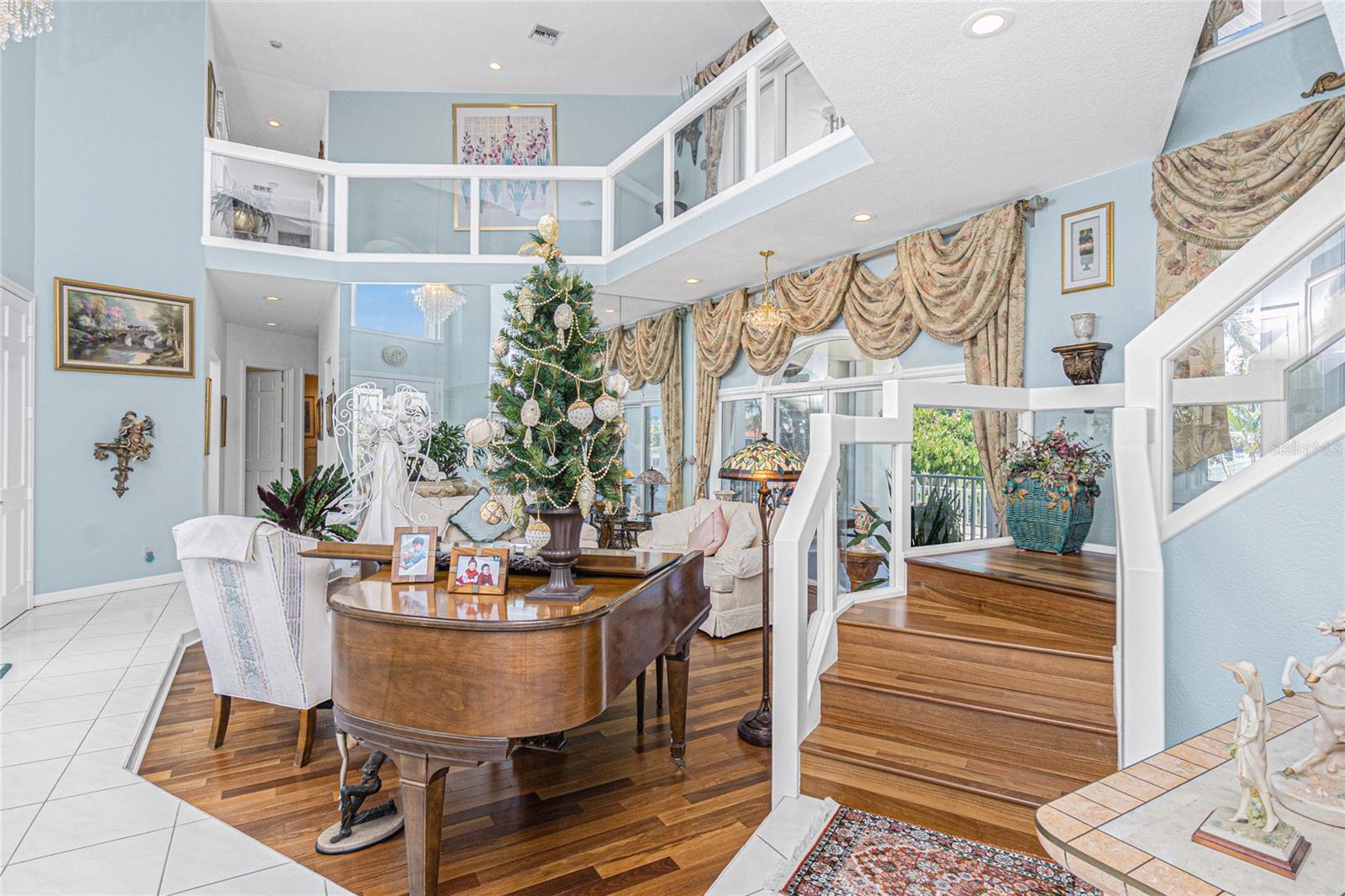 Image 6 of 100 For 202 George Road Se