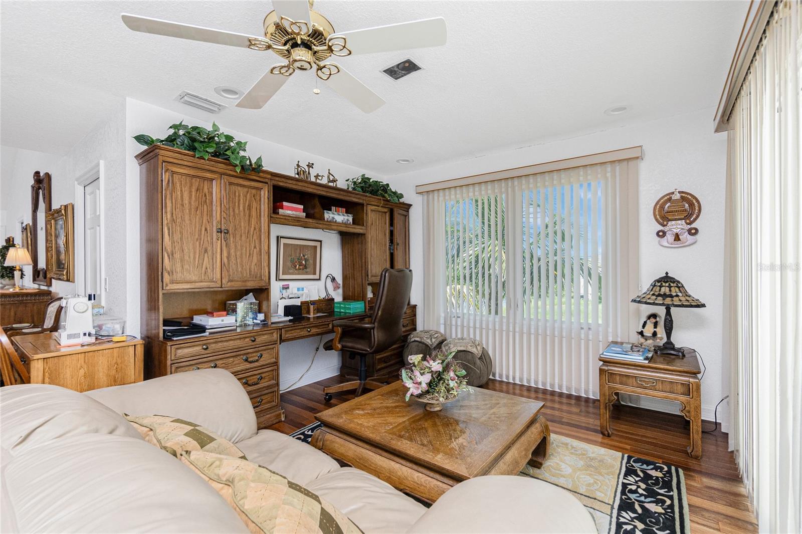 Image 65 of 100 For 202 George Road Se