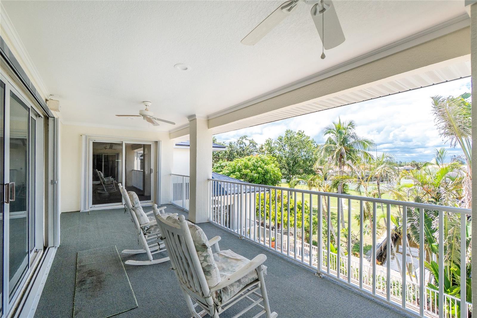 Image 79 of 100 For 202 George Road Se