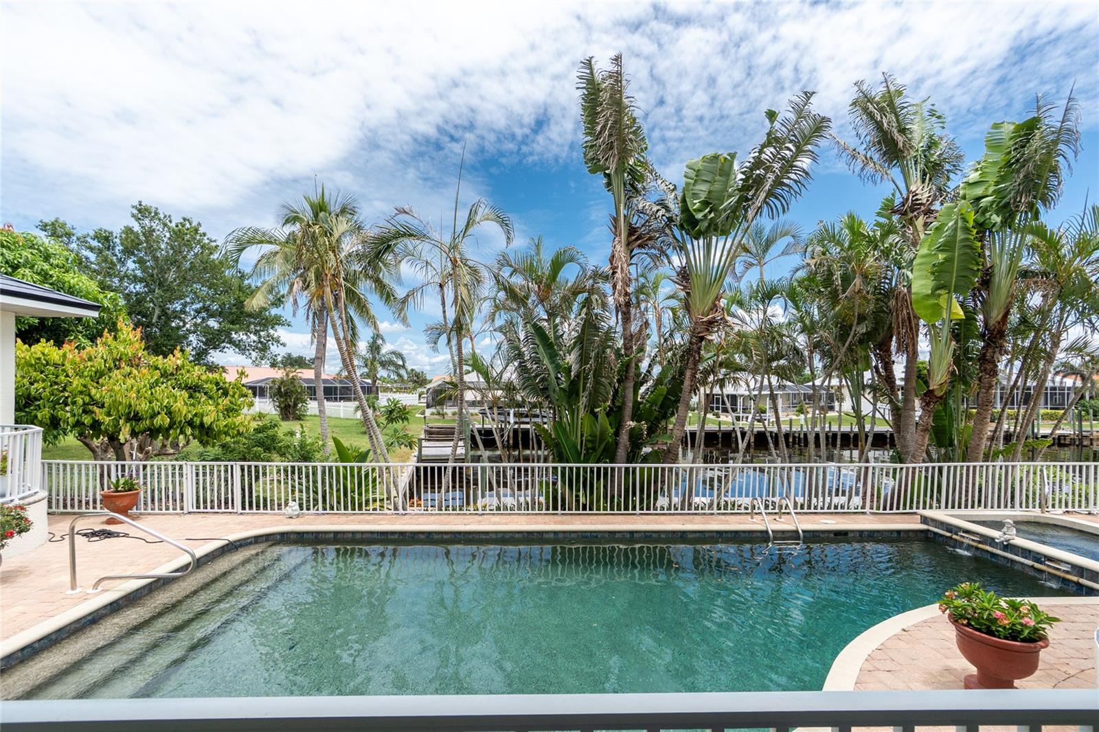 Image 94 of 100 For 202 George Road Se