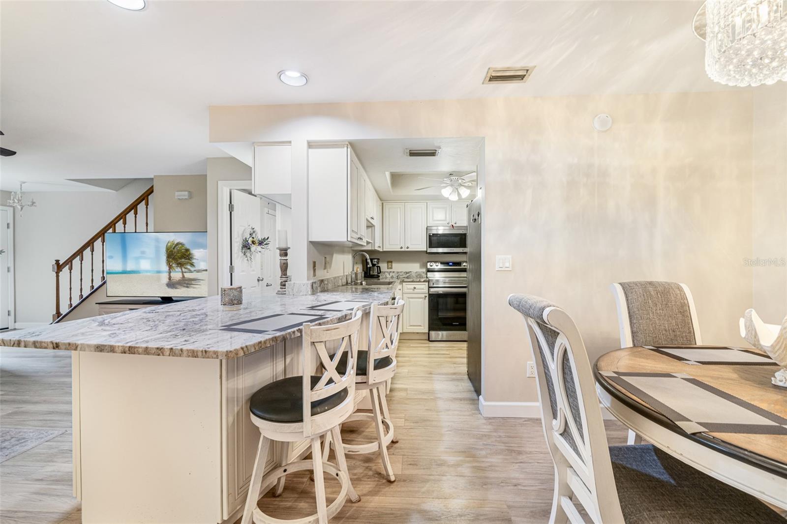 Image 11 of 39 For 17025 Golfside Circle 303