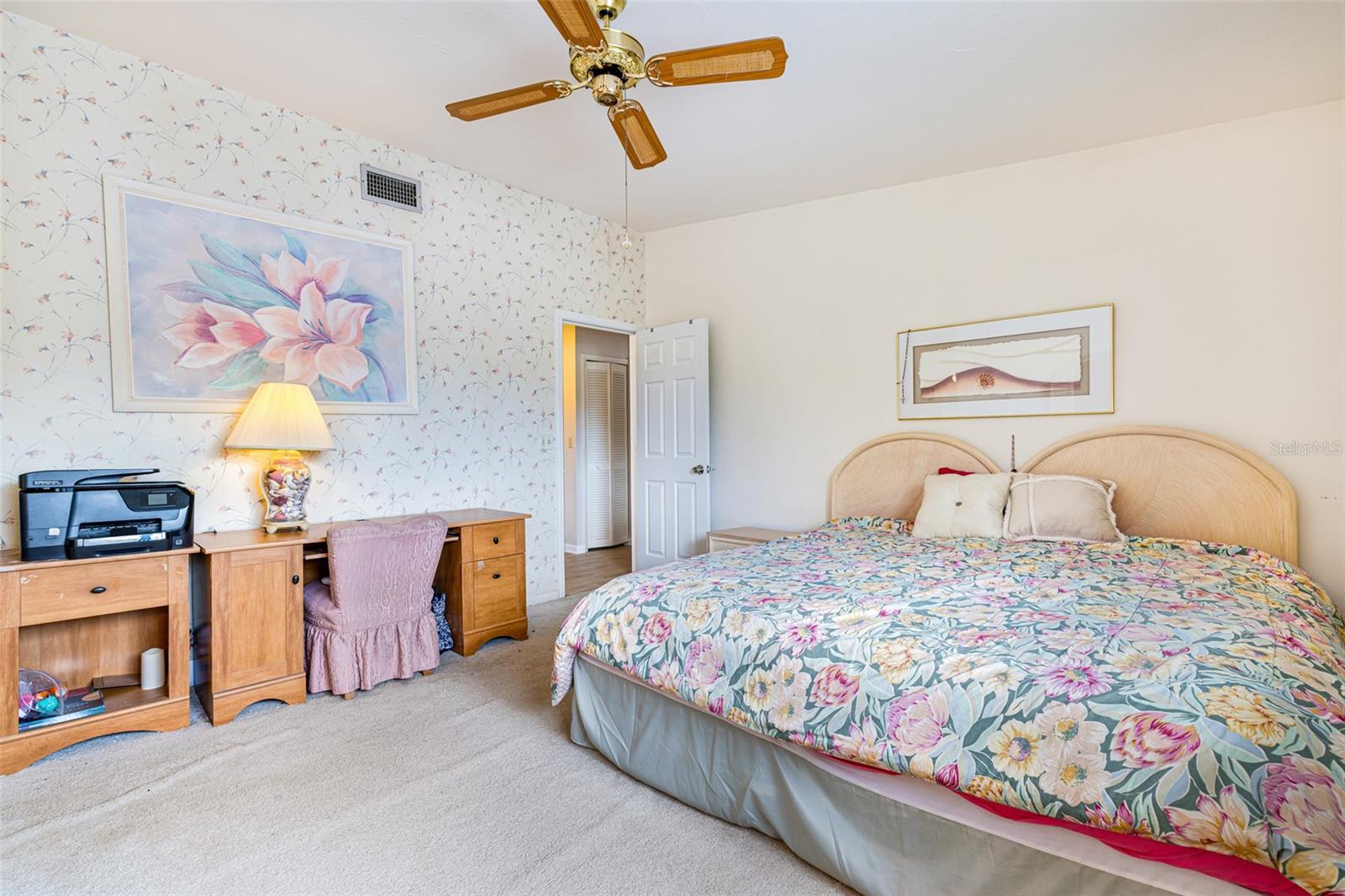 Image 20 of 39 For 17025 Golfside Circle 303