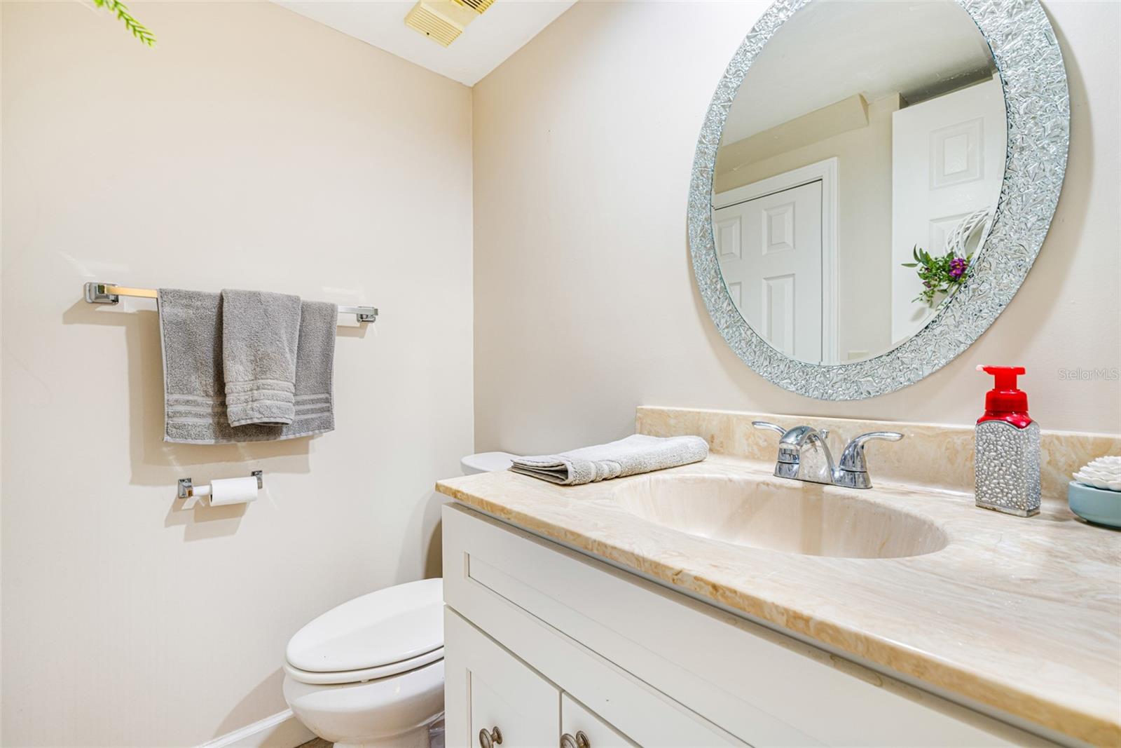 Image 26 of 39 For 17025 Golfside Circle 303