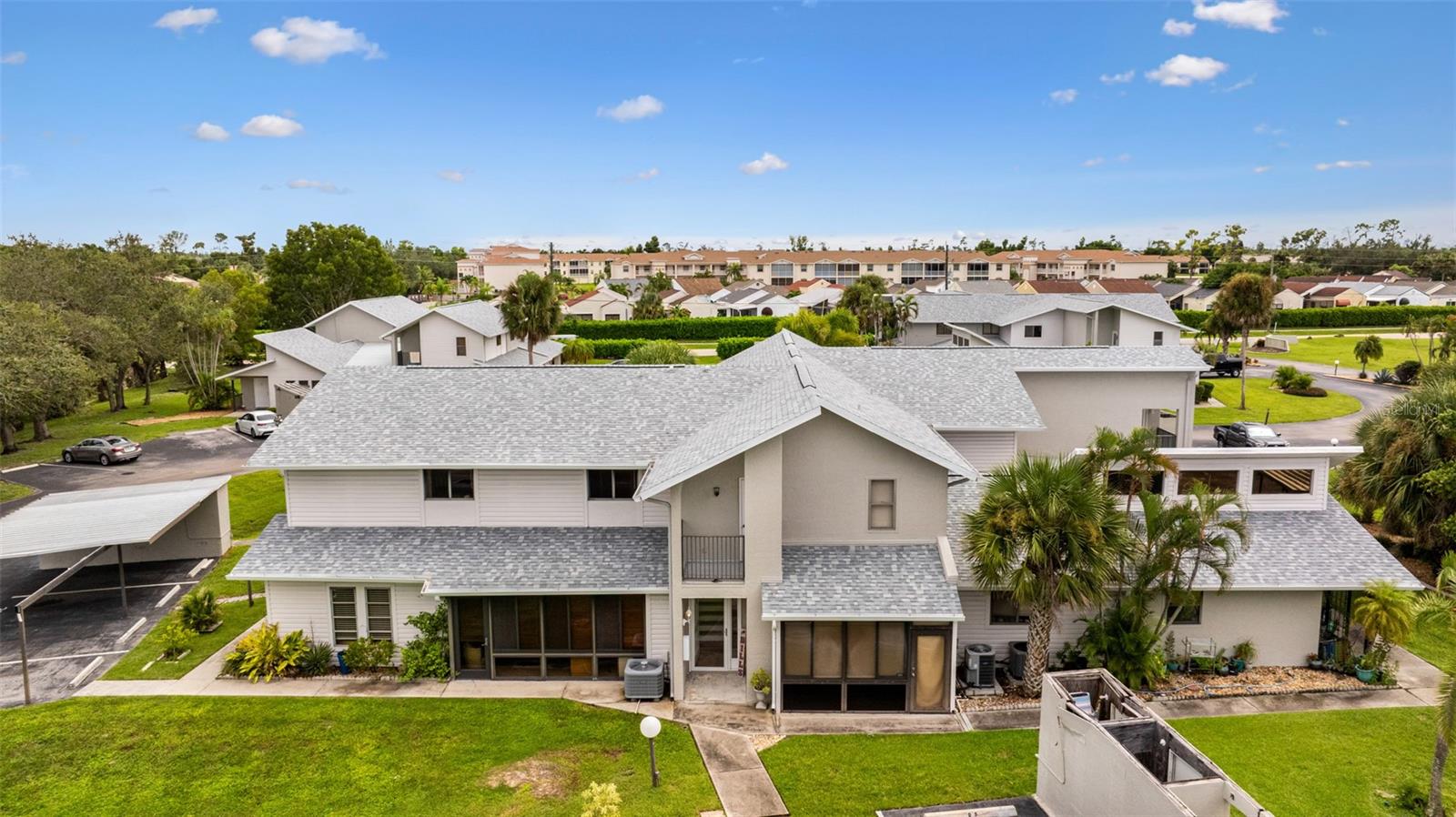 Image 30 of 39 For 17025 Golfside Circle 303