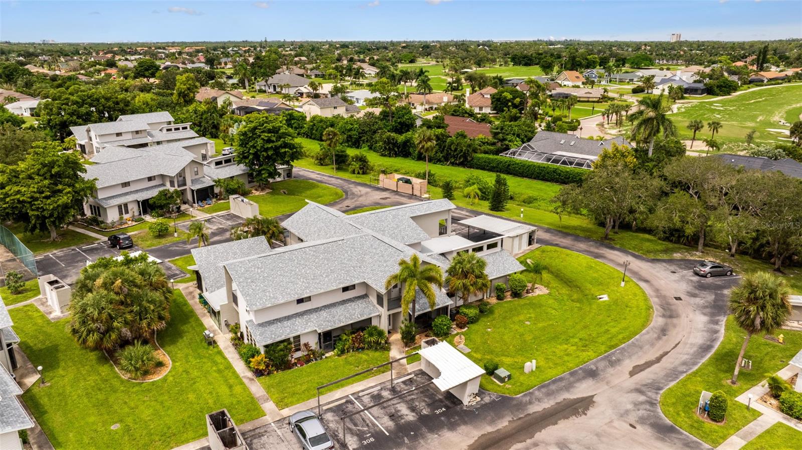 Image 35 of 39 For 17025 Golfside Circle 303