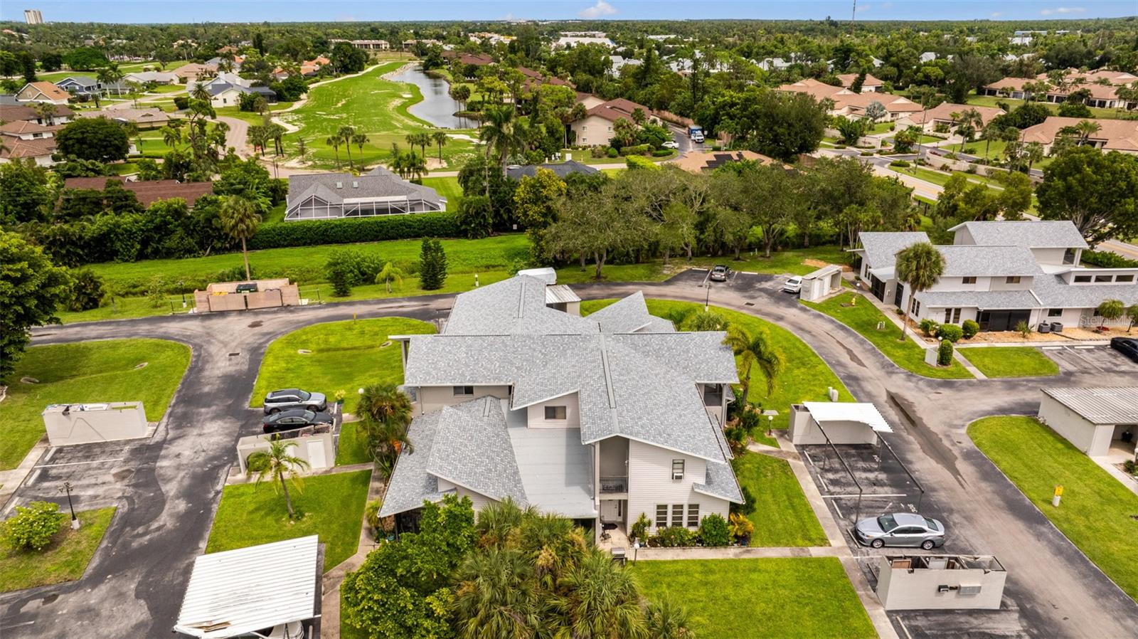 Image 36 of 39 For 17025 Golfside Circle 303