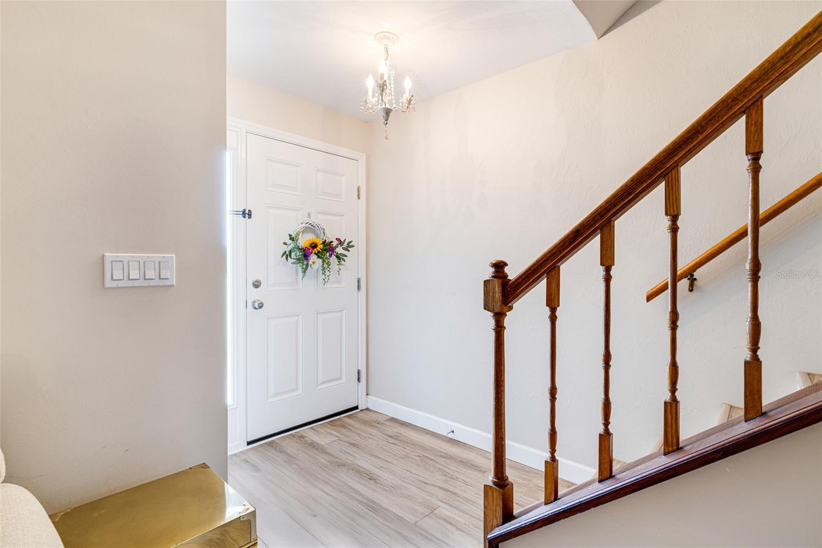 Image 5 of 39 For 17025 Golfside Circle 303