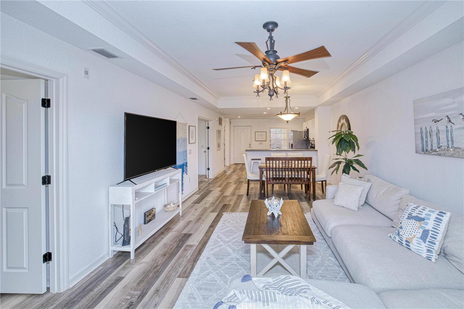 Image 14 of 46 For 1255 Saxony Circle 4106