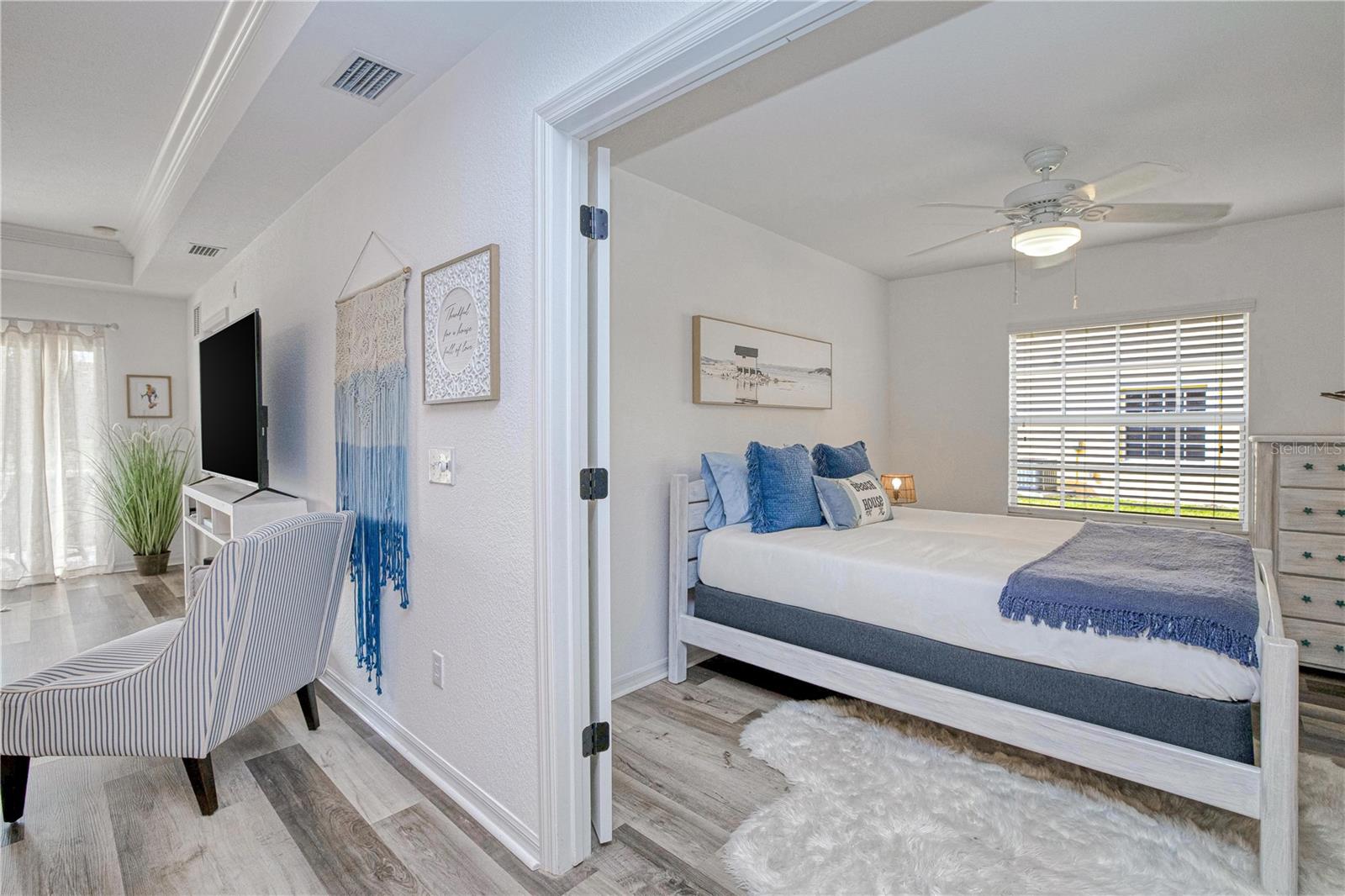 Image 16 of 46 For 1255 Saxony Circle 4106