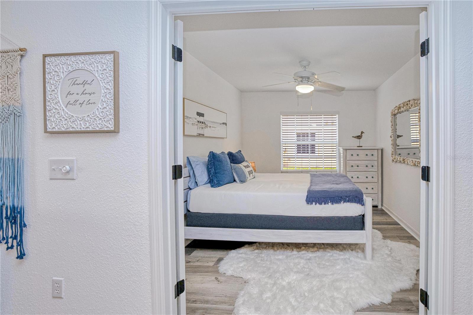 Image 17 of 46 For 1255 Saxony Circle 4106