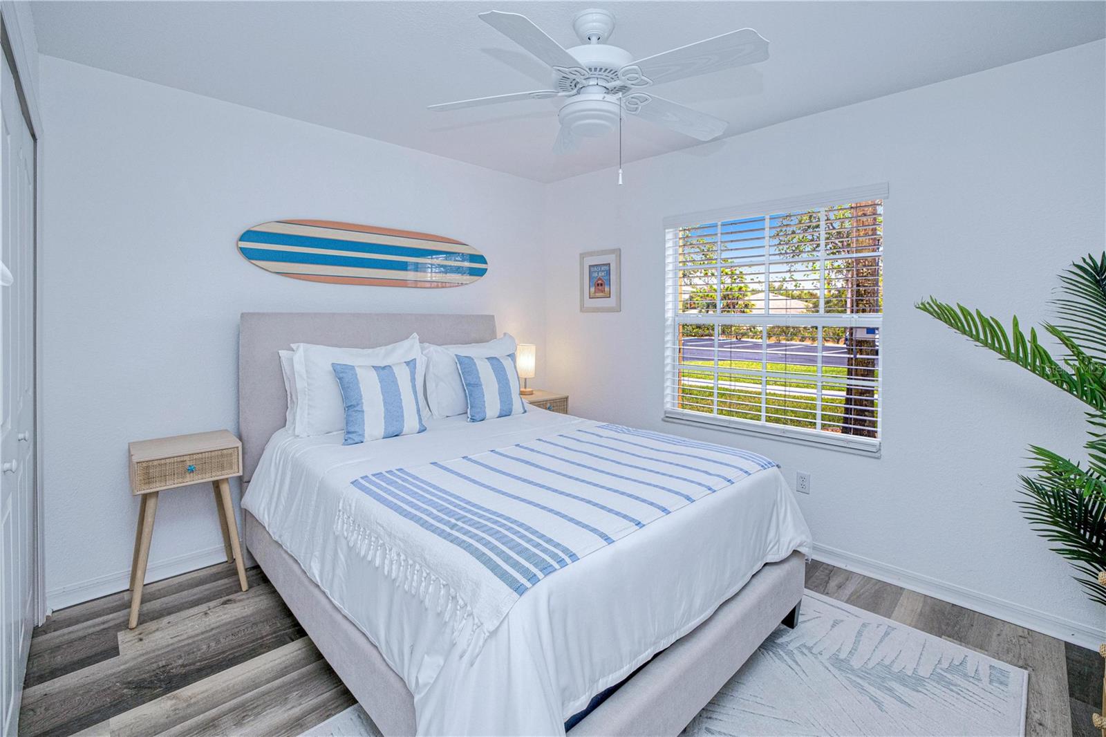 Image 24 of 46 For 1255 Saxony Circle 4106