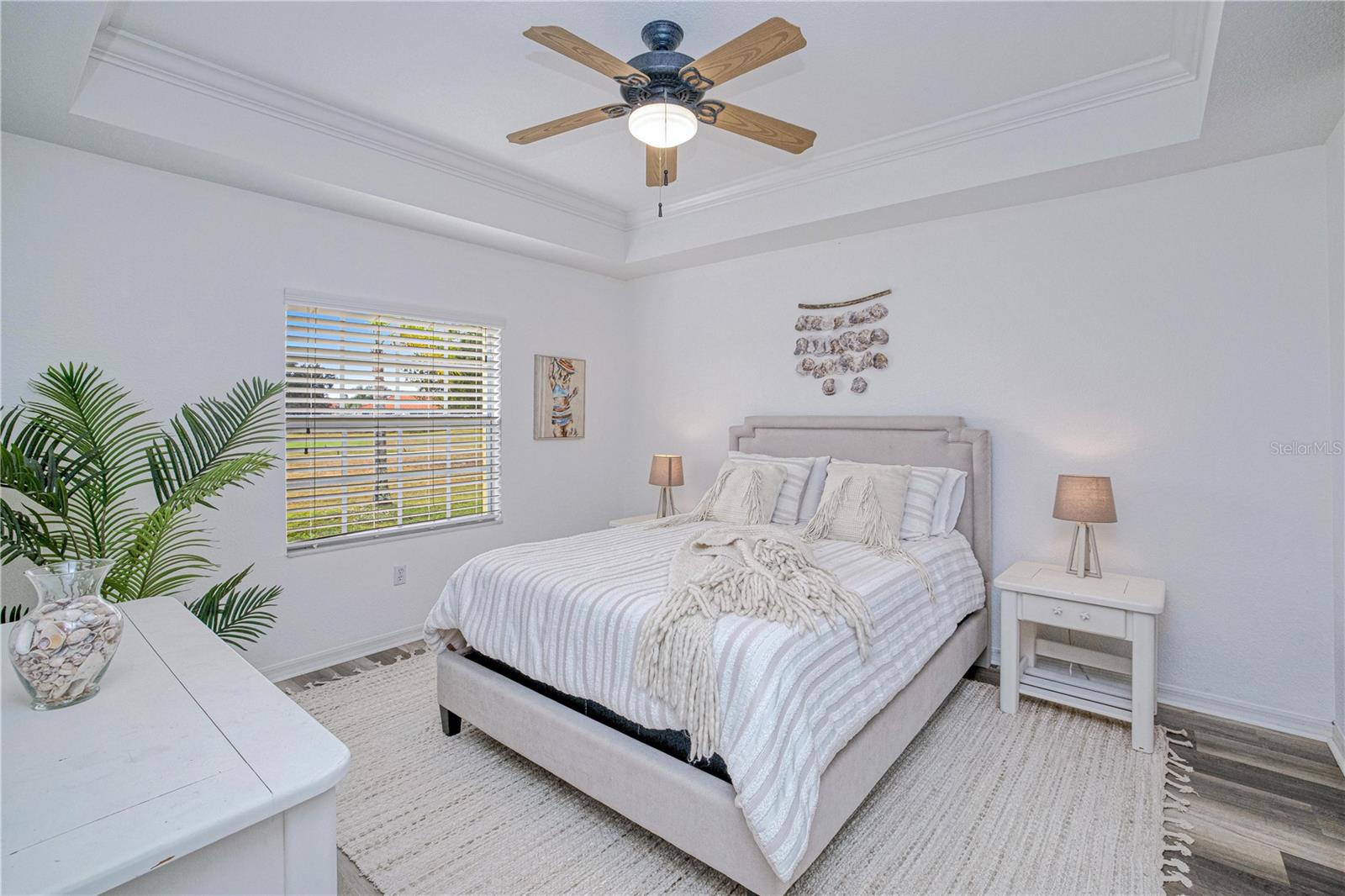 Image 26 of 46 For 1255 Saxony Circle 4106