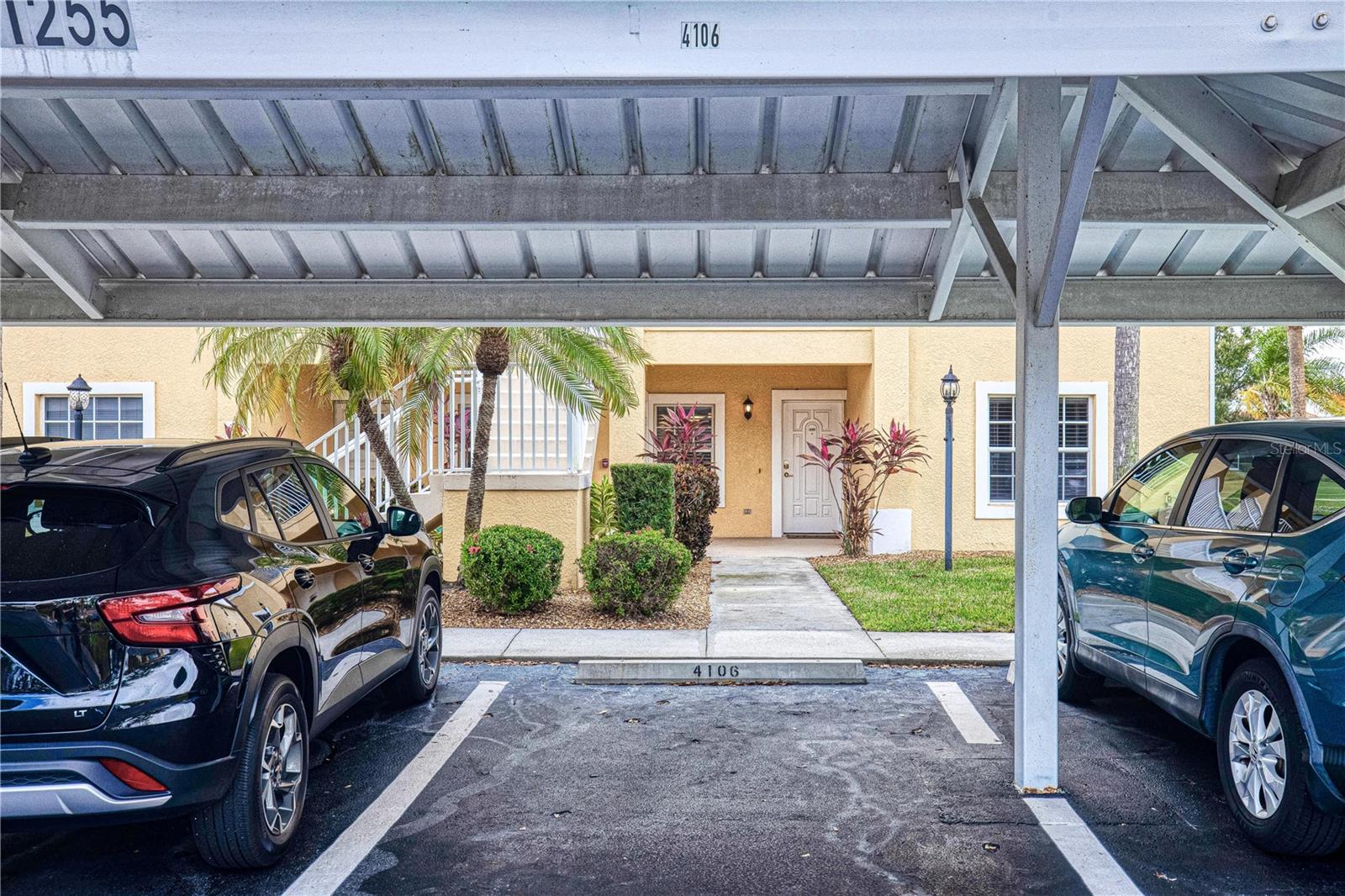 Image 36 of 46 For 1255 Saxony Circle 4106