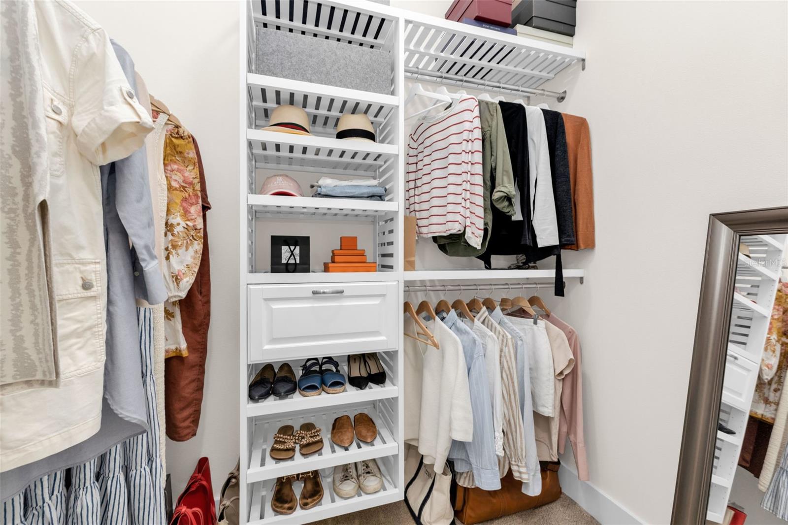 Image 15 of 64 For 8086 Clyde Circle