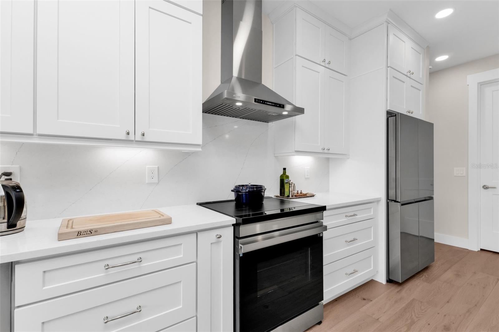 Image 27 of 64 For 8086 Clyde Circle