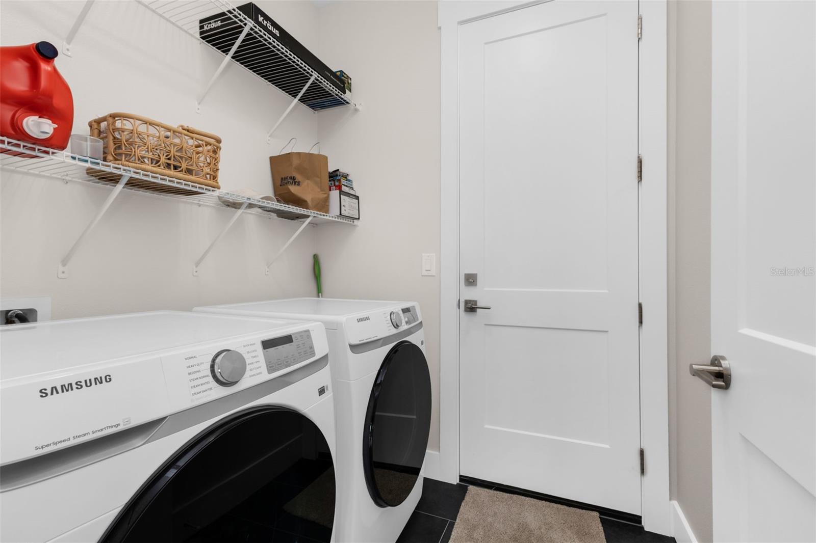 Image 42 of 64 For 8086 Clyde Circle