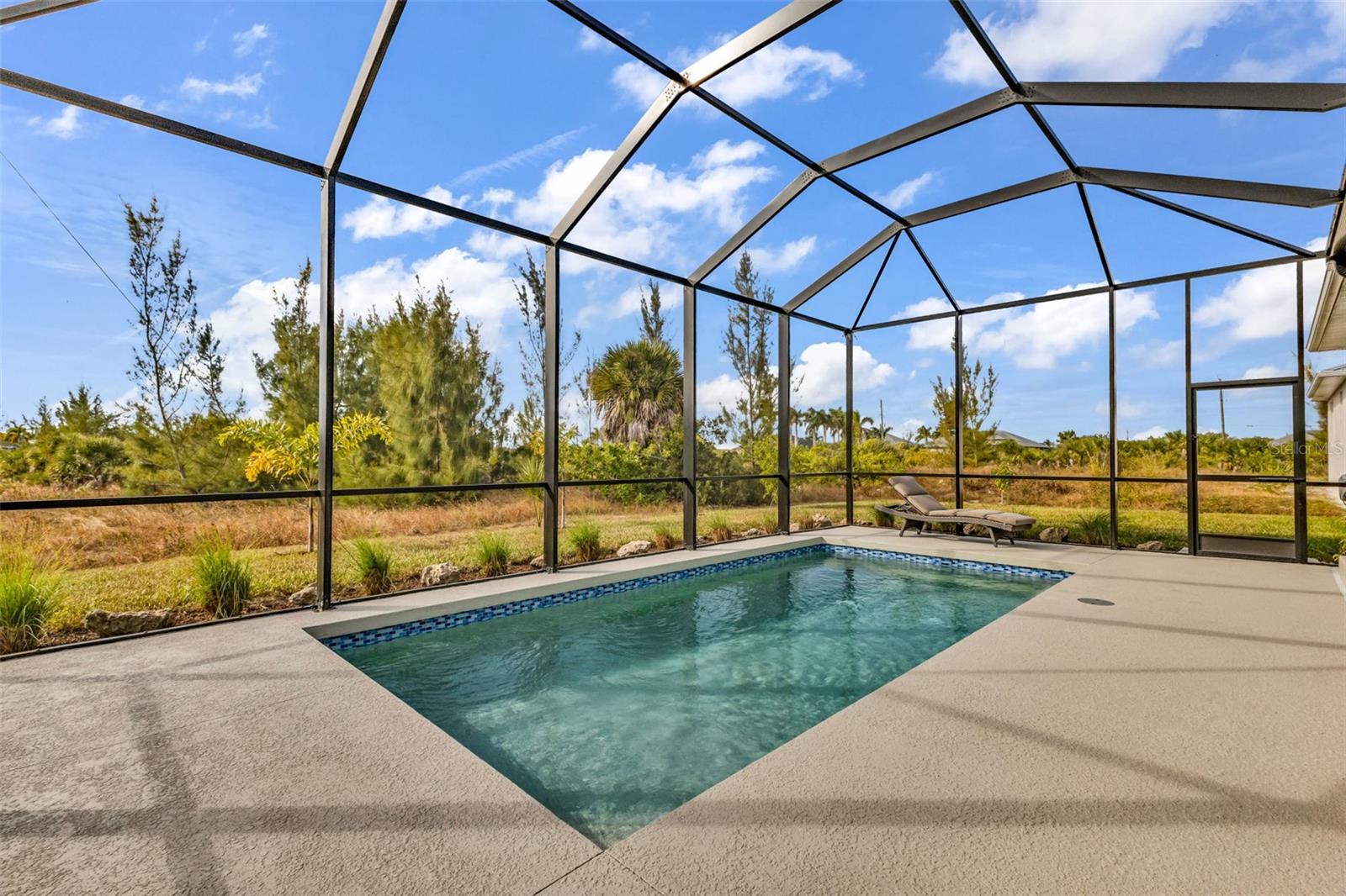 Image 47 of 64 For 8086 Clyde Circle