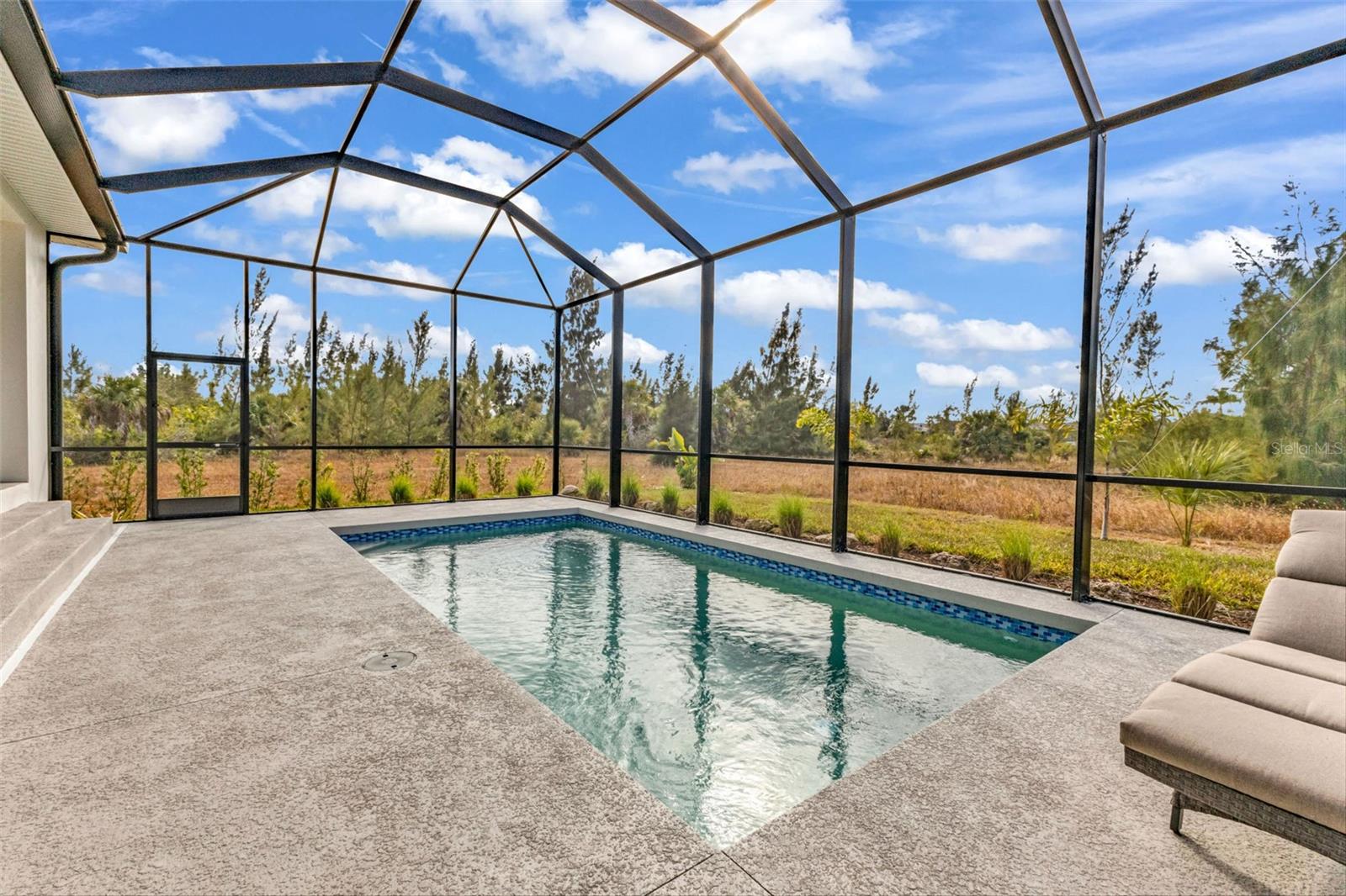 Image 50 of 64 For 8086 Clyde Circle