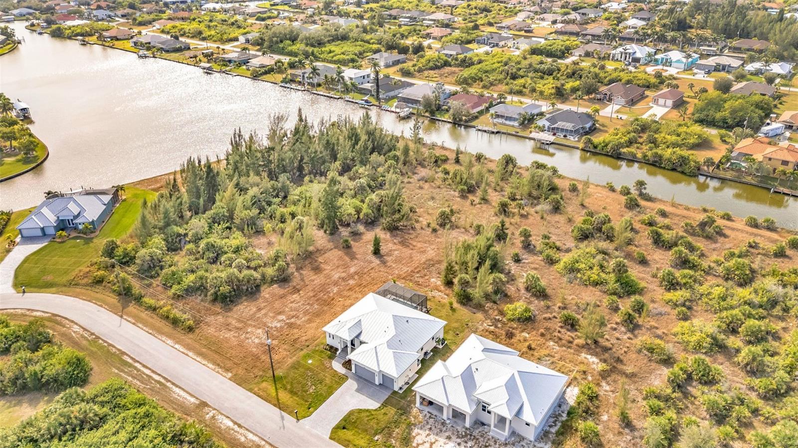 Image 60 of 64 For 8086 Clyde Circle