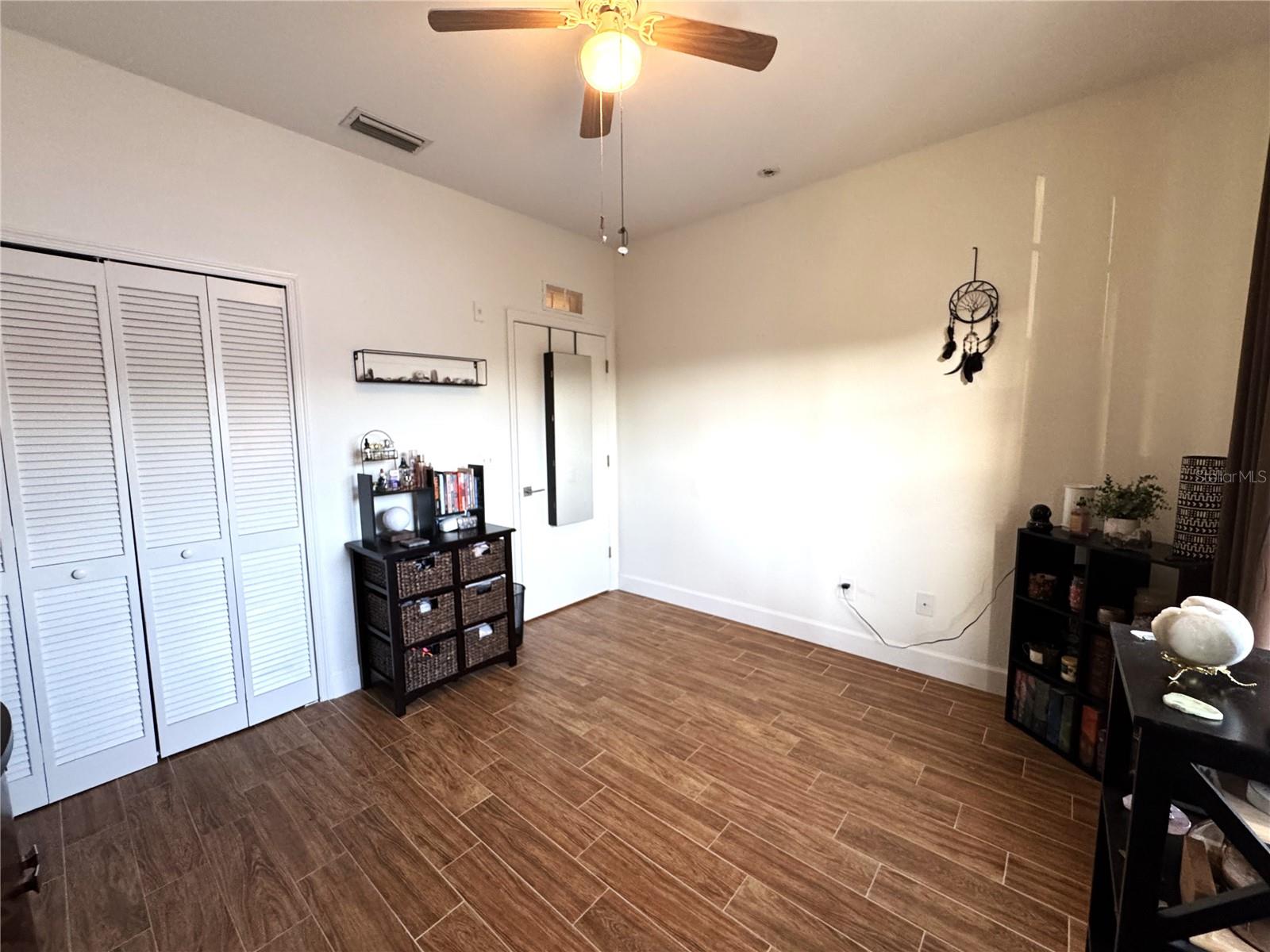 Image 24 of 37 For 8423 Bernwood Cove Loop 410