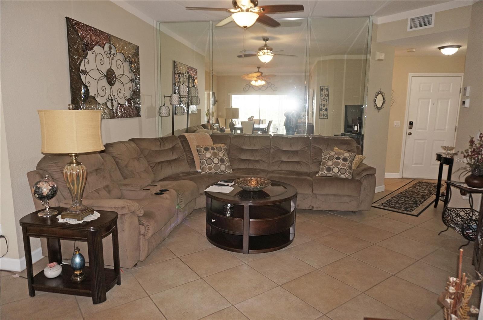 Image 19 of 49 For 5800 Sabal Trace Drive 701