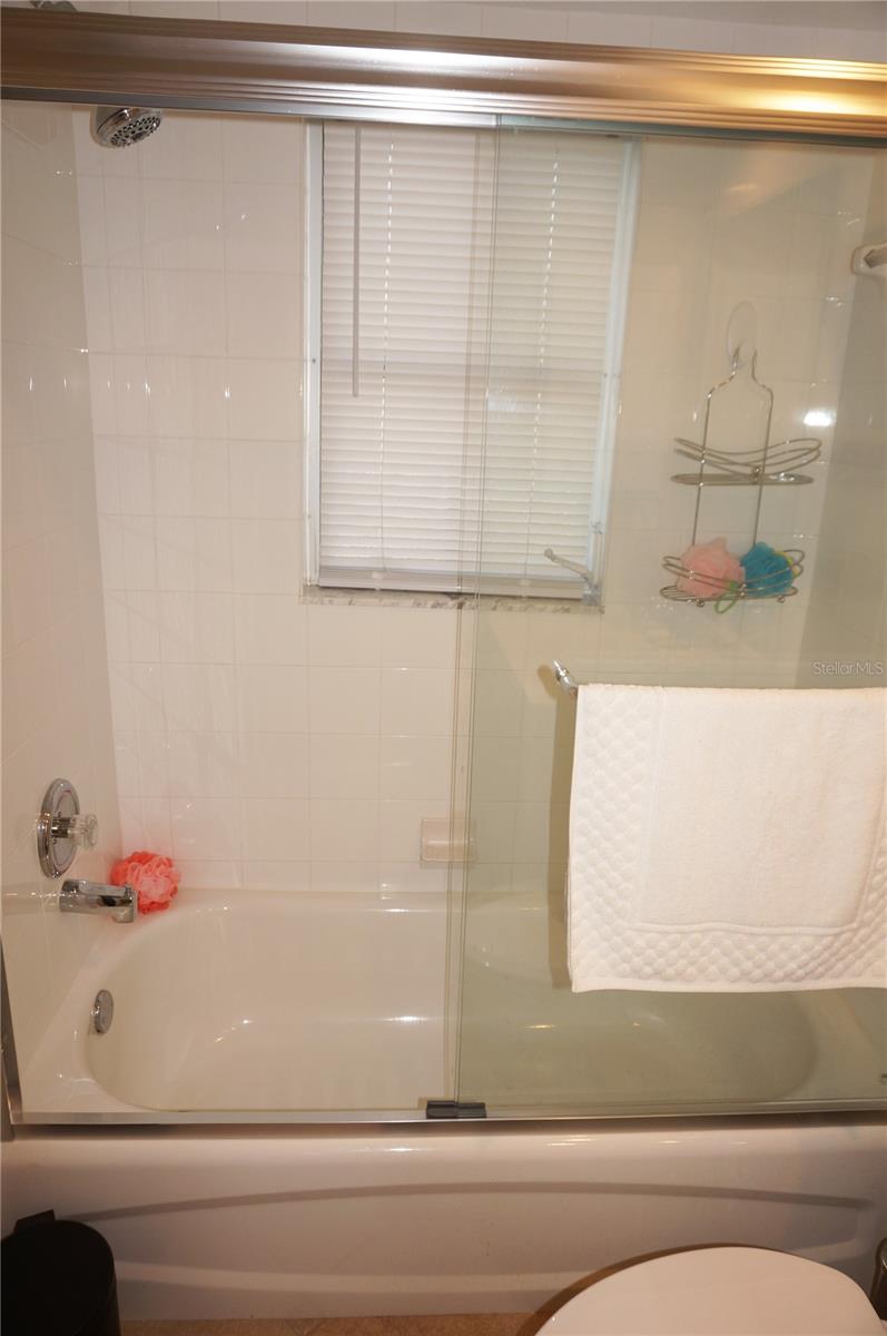 Image 37 of 49 For 5800 Sabal Trace Drive 701