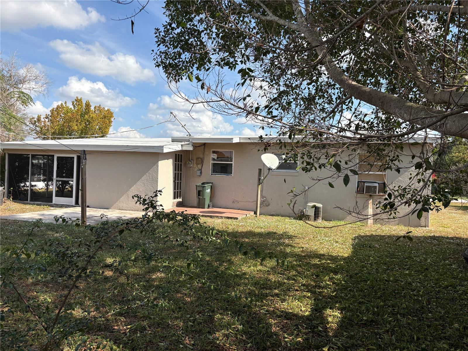 Image 30 of 31 For 6129 Freemont Street