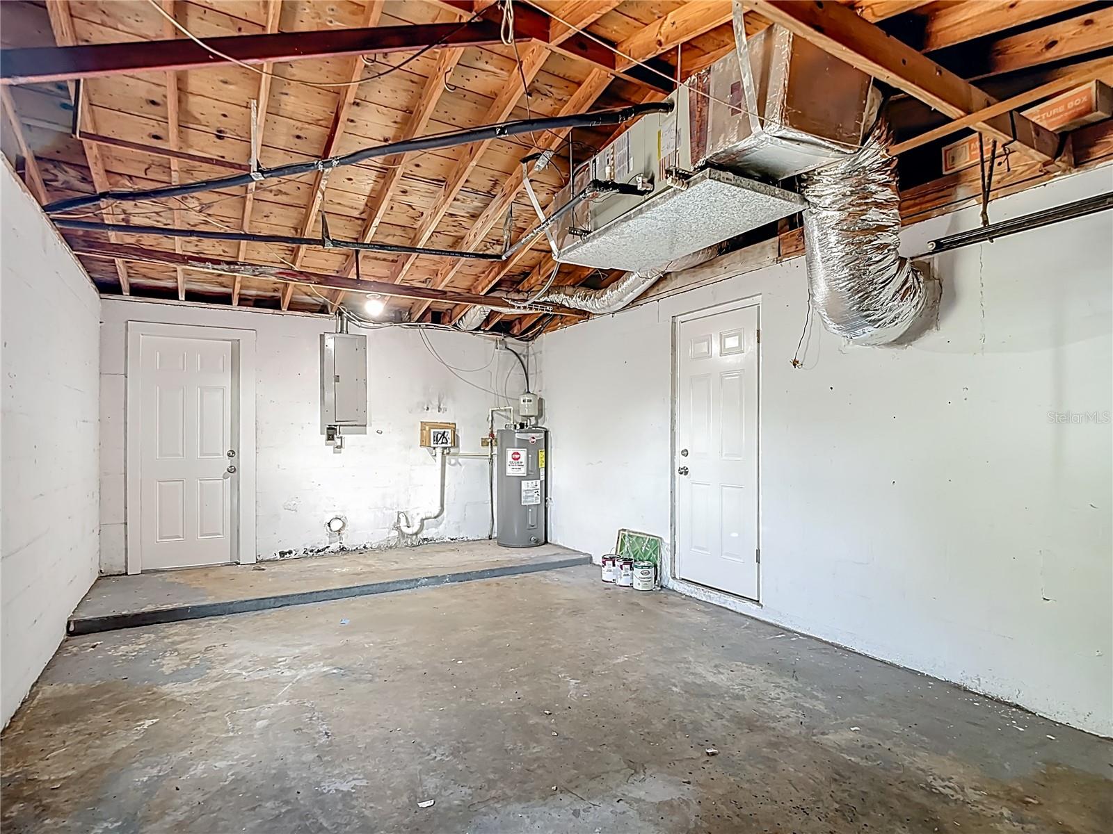 Image 32 of 38 For 4723 Aegean Avenue