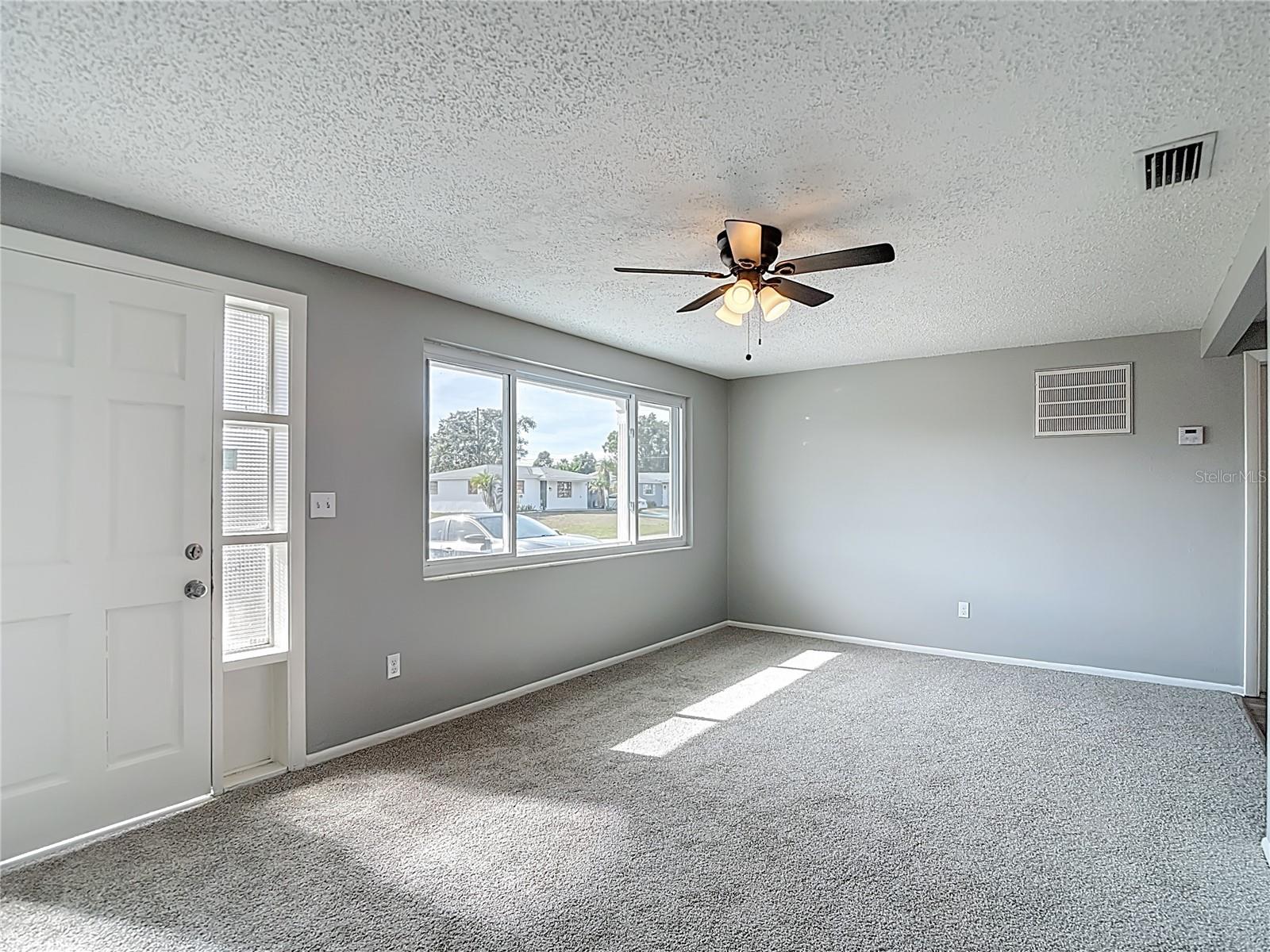 Image 5 of 38 For 4723 Aegean Avenue