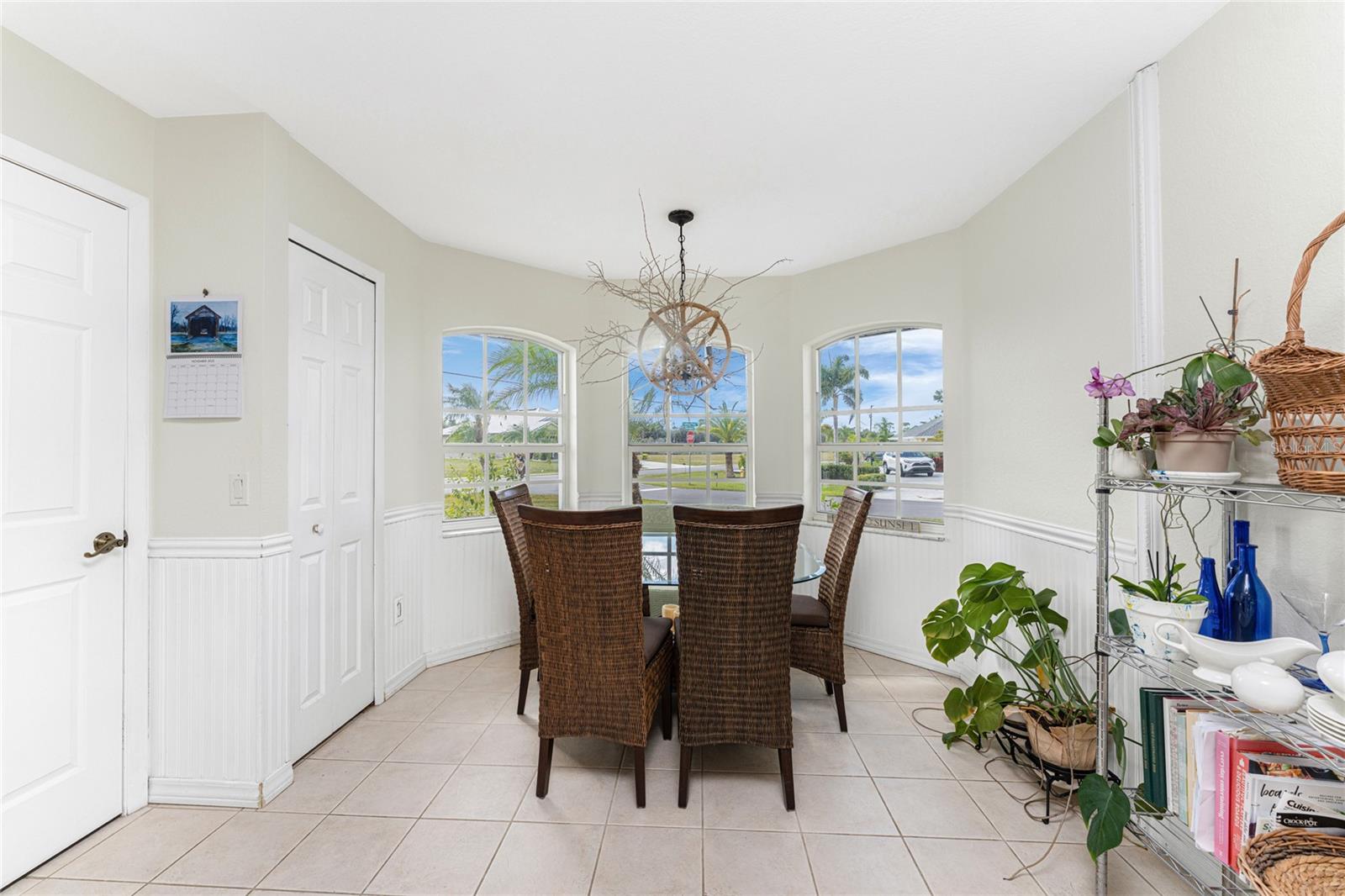 Image 16 of 37 For 16474 Trading Post Road