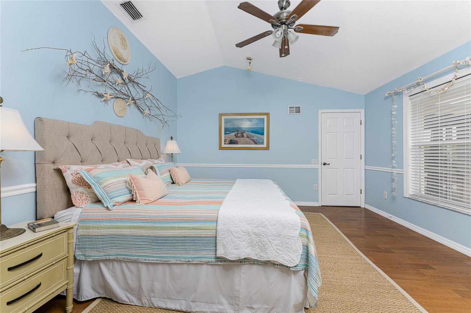 Image 20 of 37 For 16474 Trading Post Road