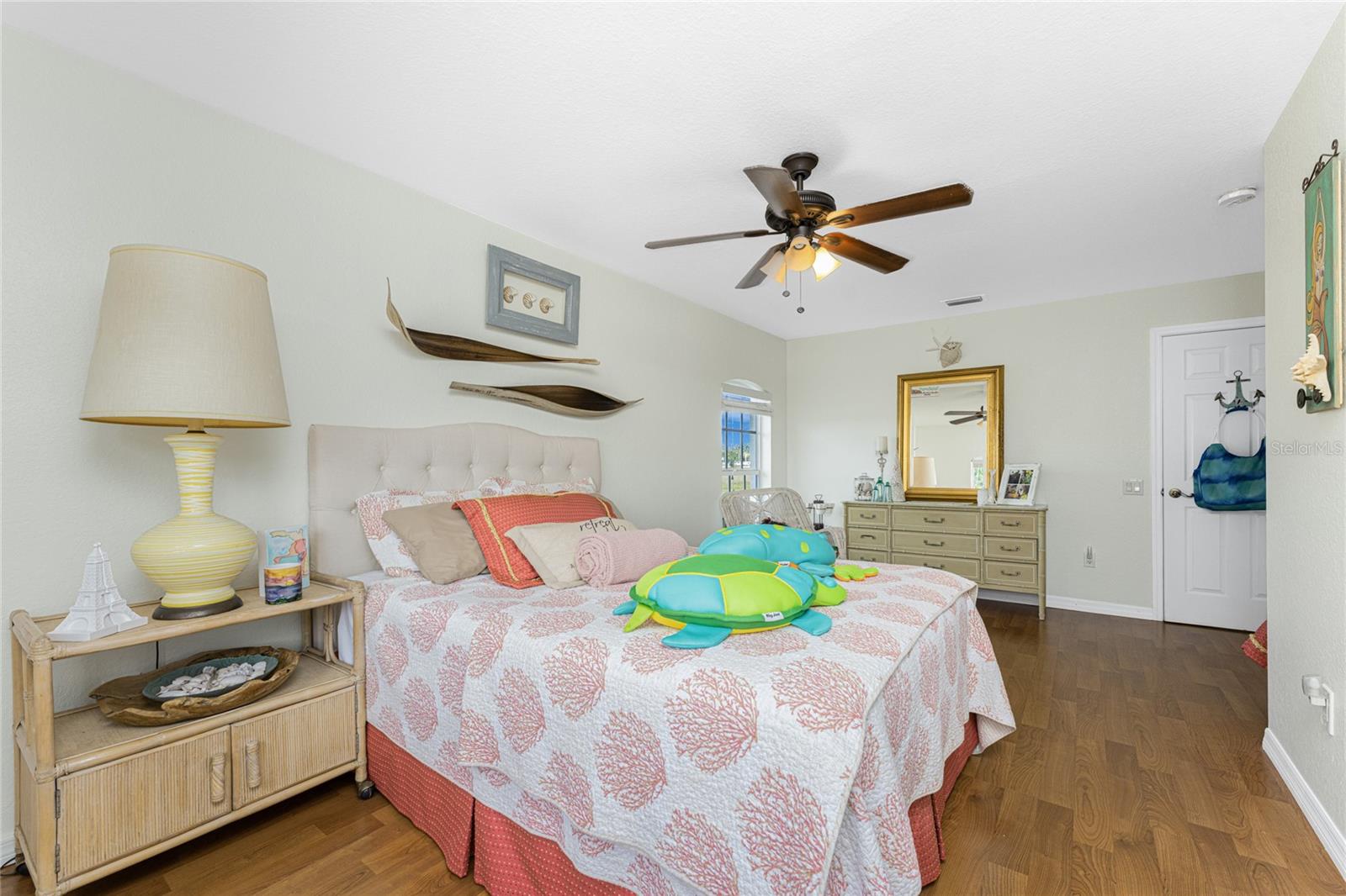 Image 24 of 37 For 16474 Trading Post Road