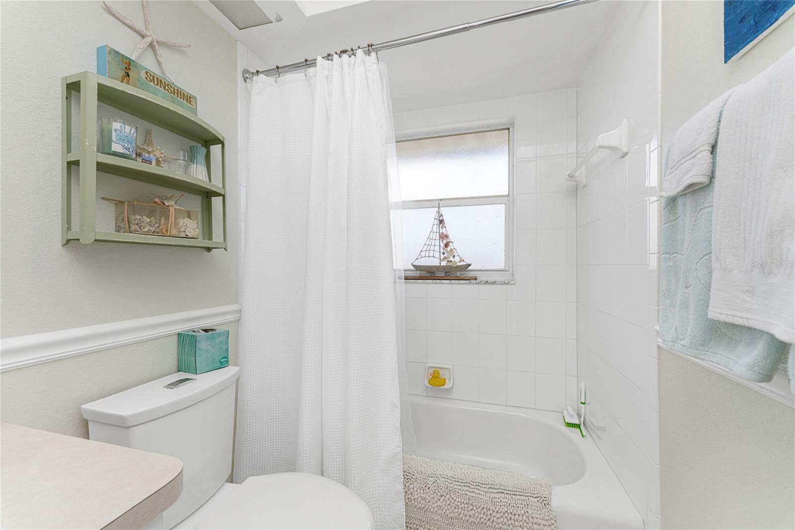 Image 27 of 37 For 16474 Trading Post Road