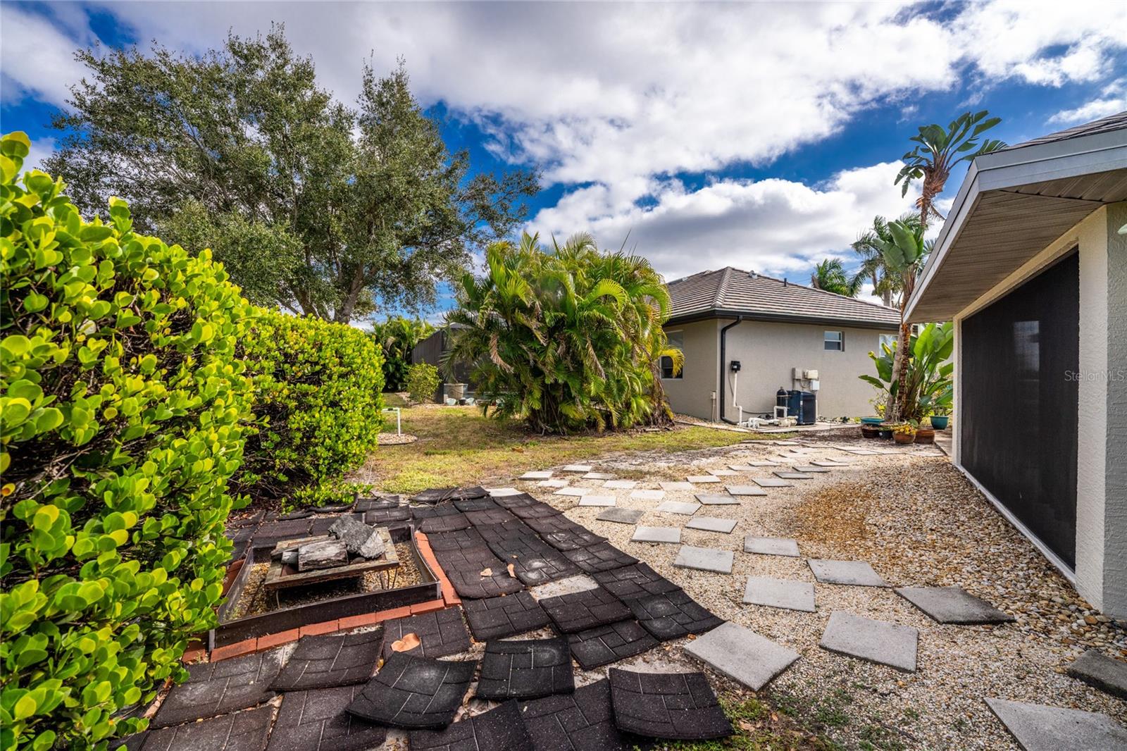 Image 36 of 37 For 16474 Trading Post Road