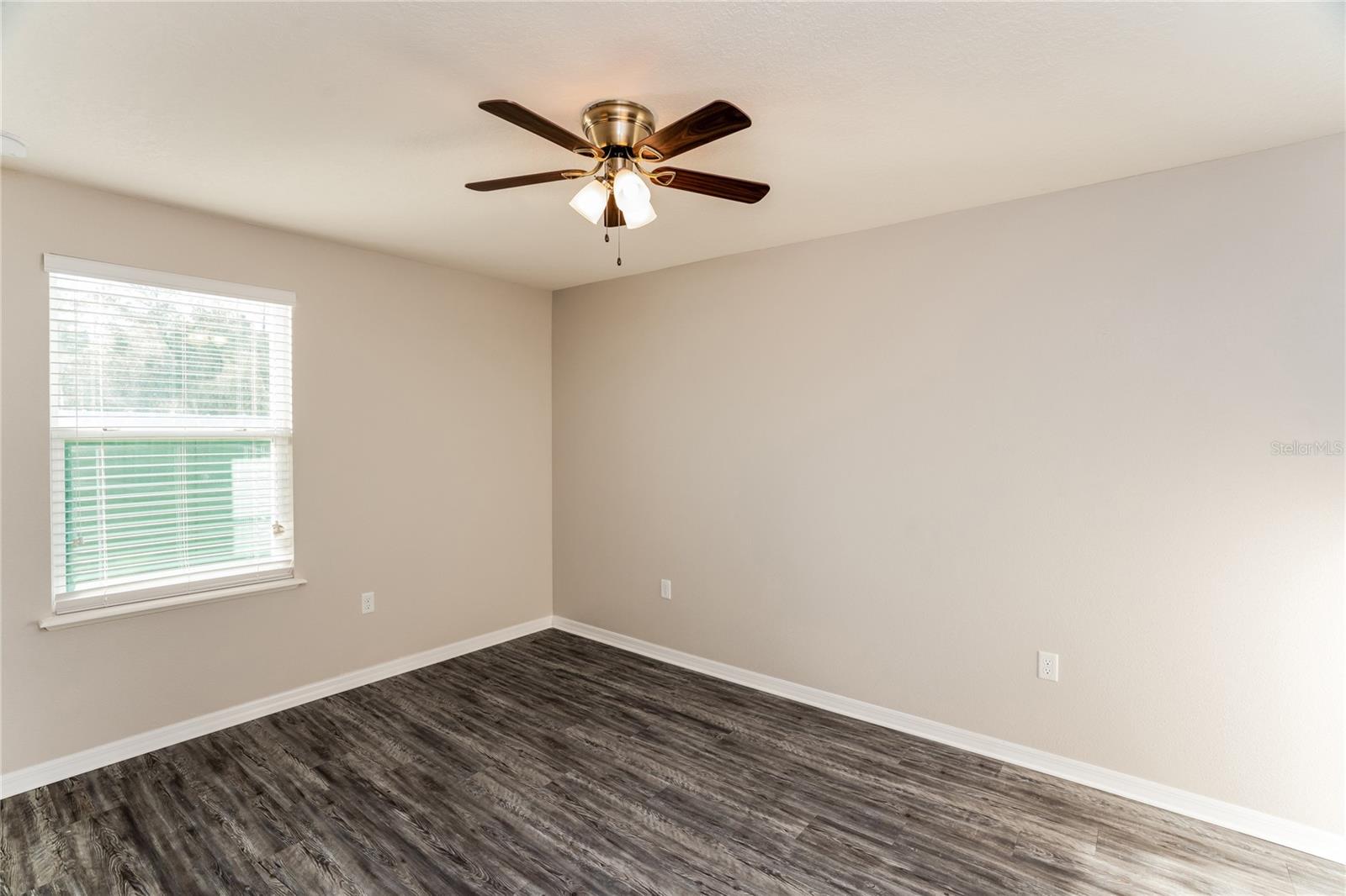 Image 11 of 18 For 13307 Waterford Castle Drive