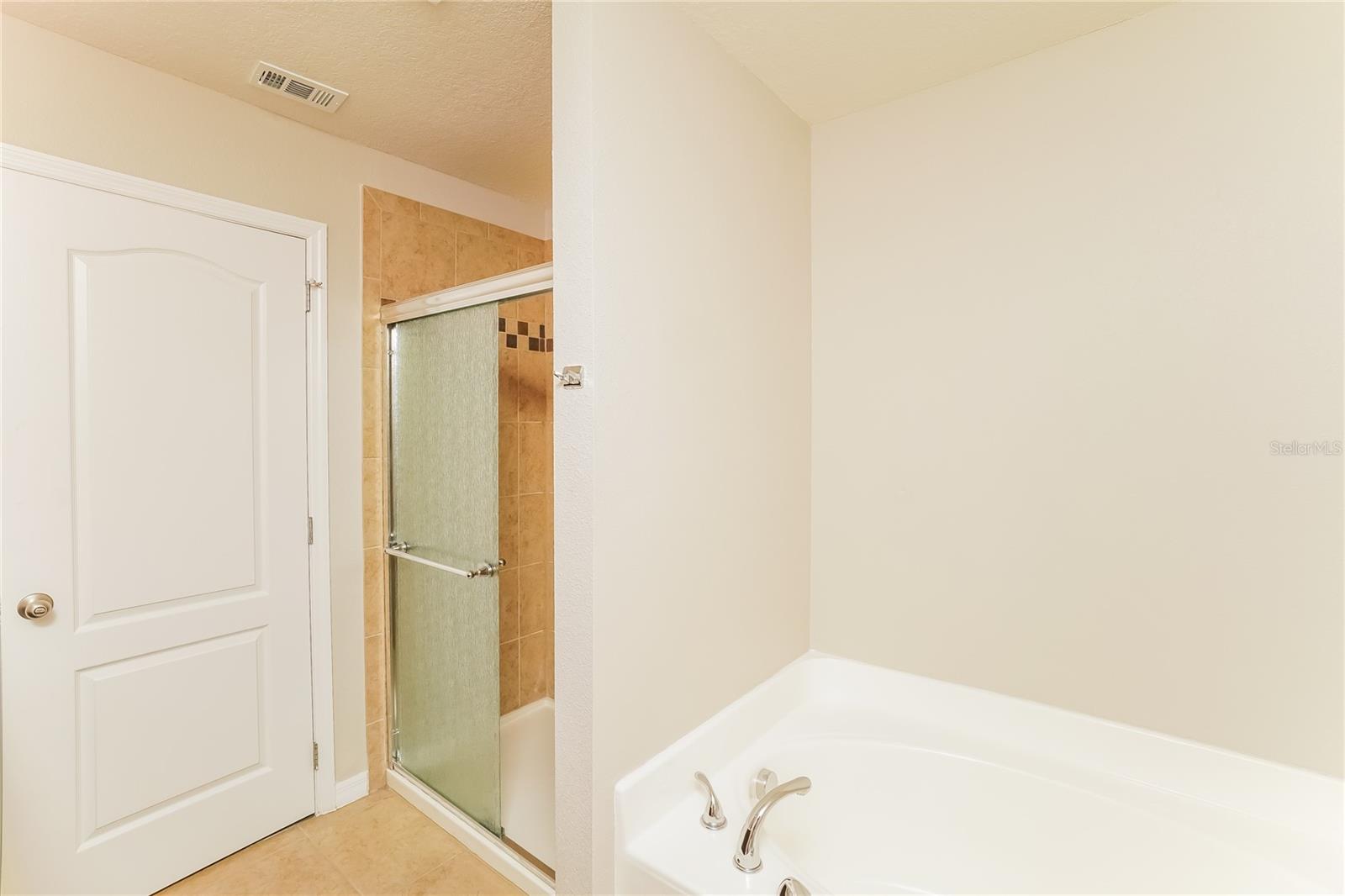 Image 15 of 18 For 13307 Waterford Castle Drive