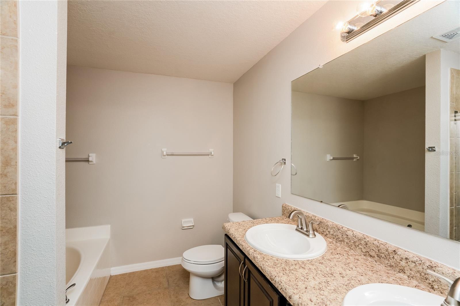 Image 9 of 18 For 13307 Waterford Castle Drive