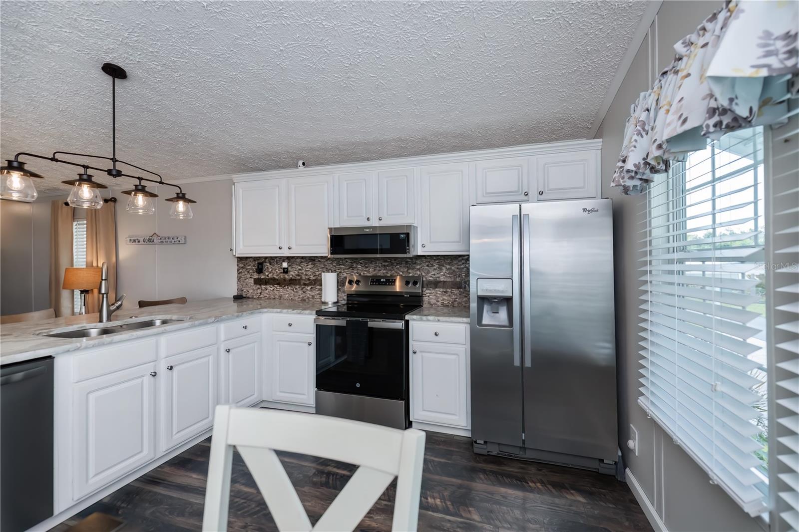 Image 20 of 74 For 25163 Marion Avenue 28