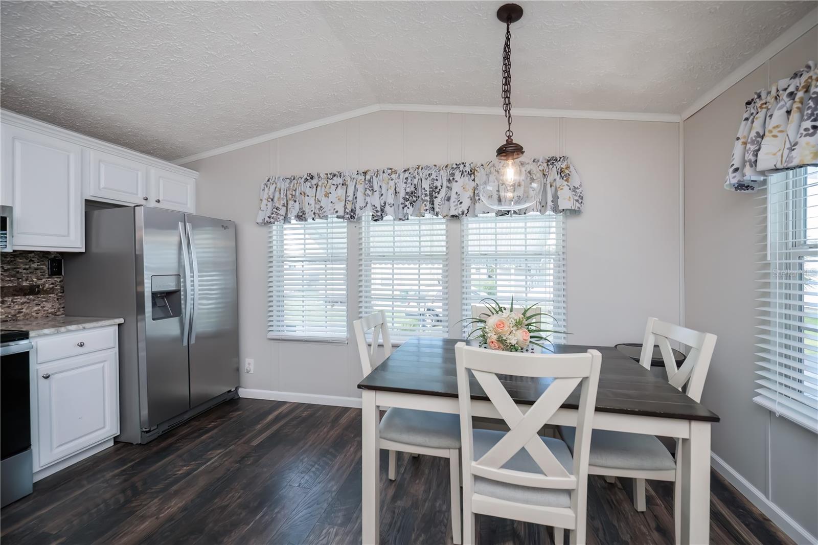 Image 24 of 74 For 25163 Marion Avenue 28