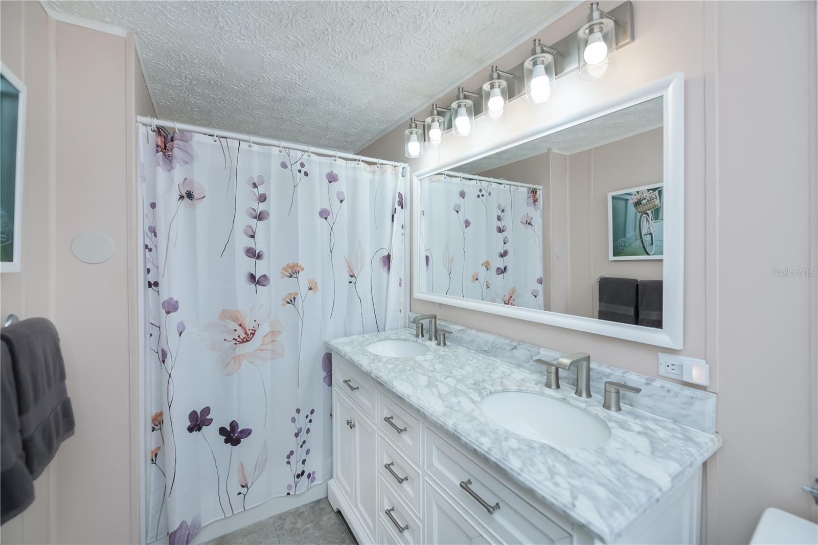 Image 34 of 74 For 25163 Marion Avenue 28