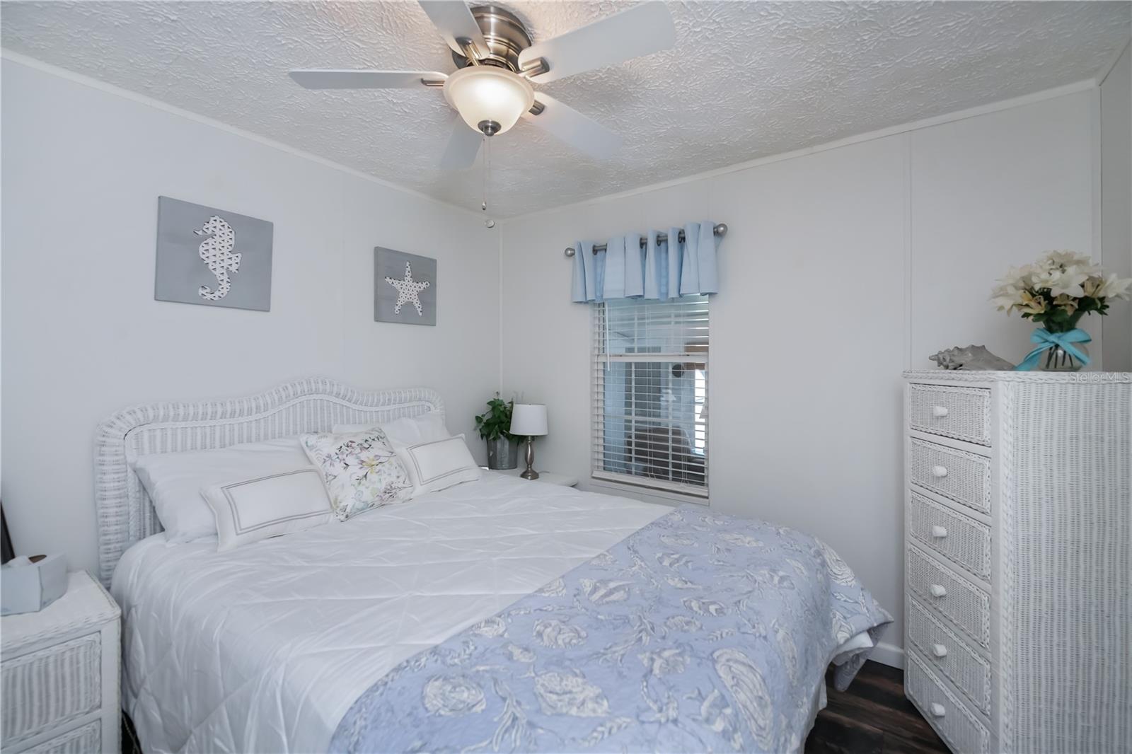 Image 35 of 74 For 25163 Marion Avenue 28