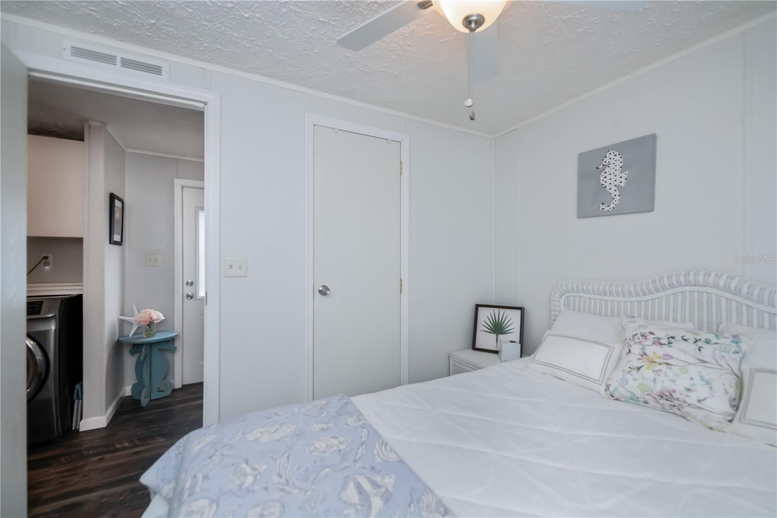 Image 37 of 74 For 25163 Marion Avenue 28