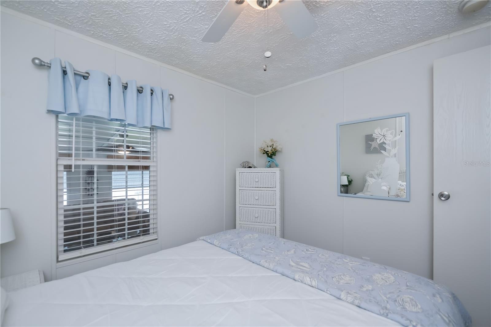 Image 38 of 74 For 25163 Marion Avenue 28