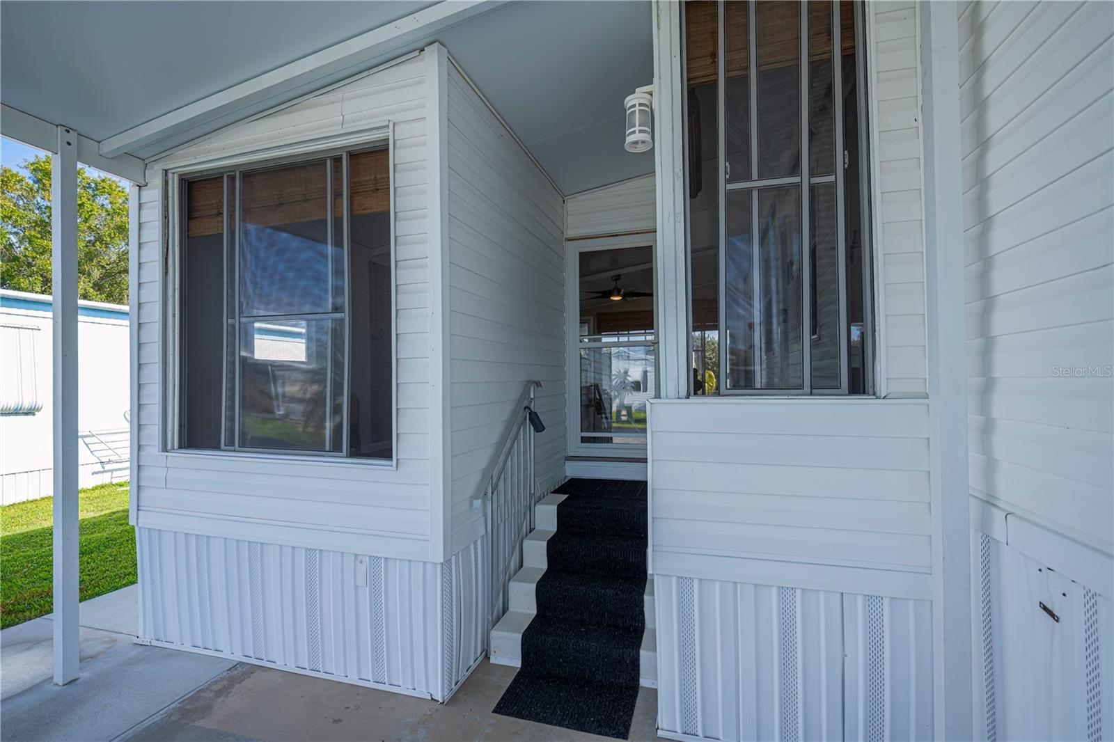 Image 6 of 74 For 25163 Marion Avenue 28