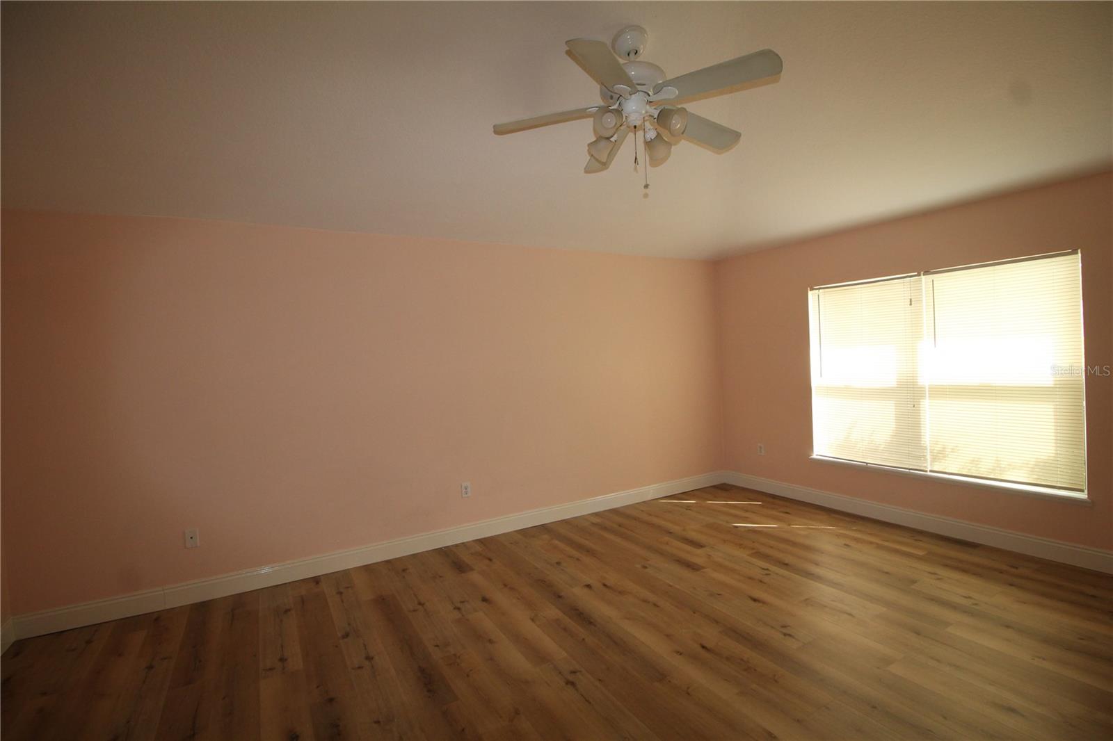 Image 11 of 14 For 5492 Douglas Road