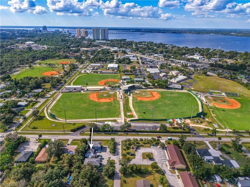 Listing photo id 16 for 3616 Pearl Street