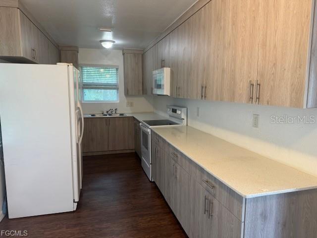 Listing photo id 5 for 3616 Pearl Street