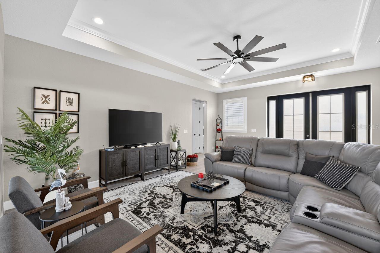 Image 10 of 61 For 16145 Galiano Court