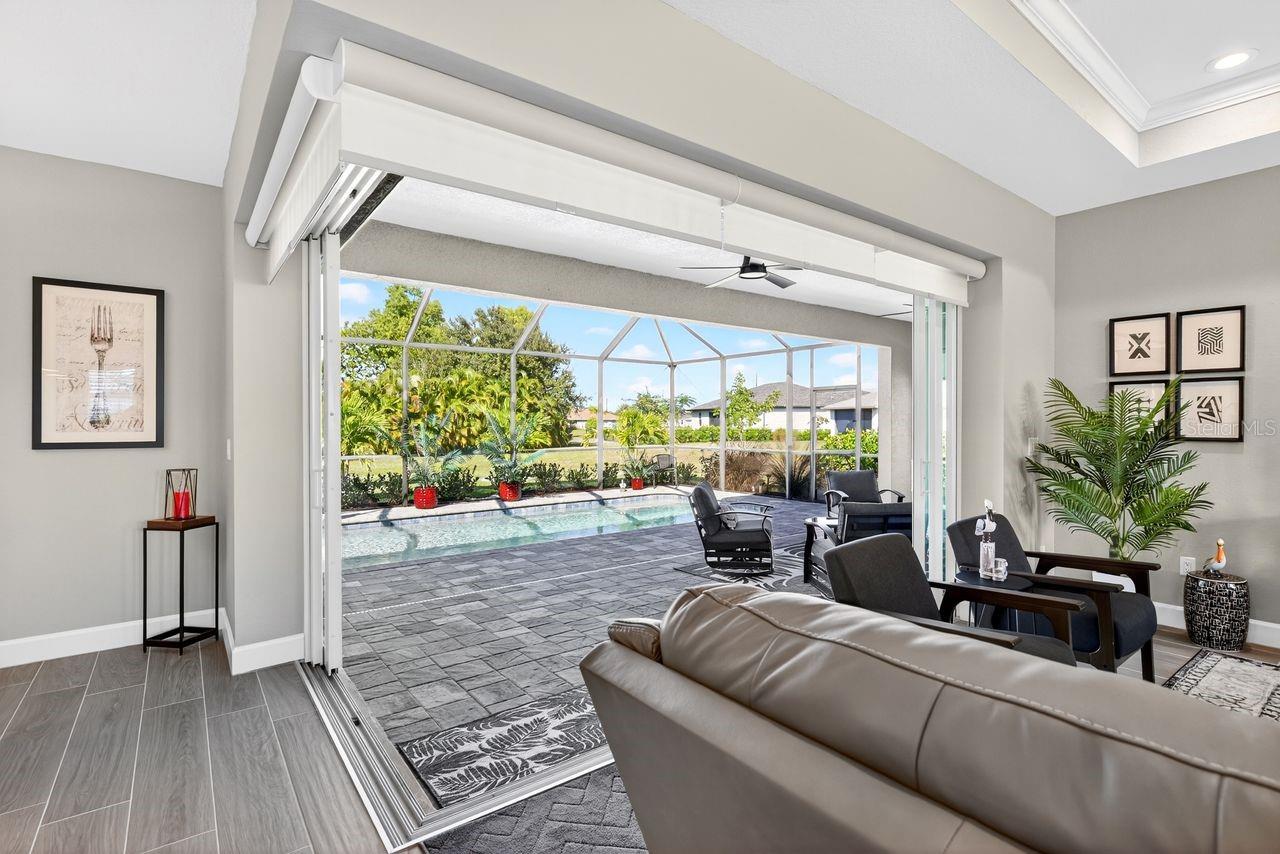 Image 22 of 61 For 16145 Galiano Court