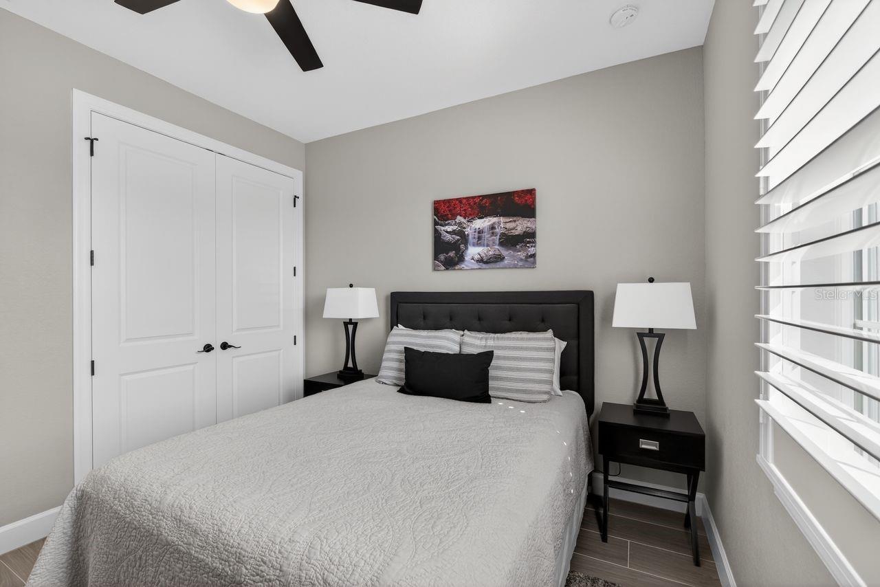 Image 32 of 61 For 16145 Galiano Court